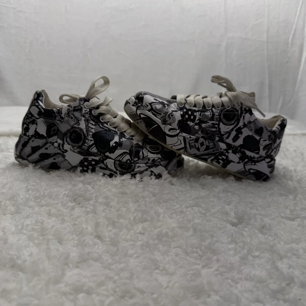 Graffiti Print Platform Sneakers White Chunky Casino Poker Dice B&W Women 8